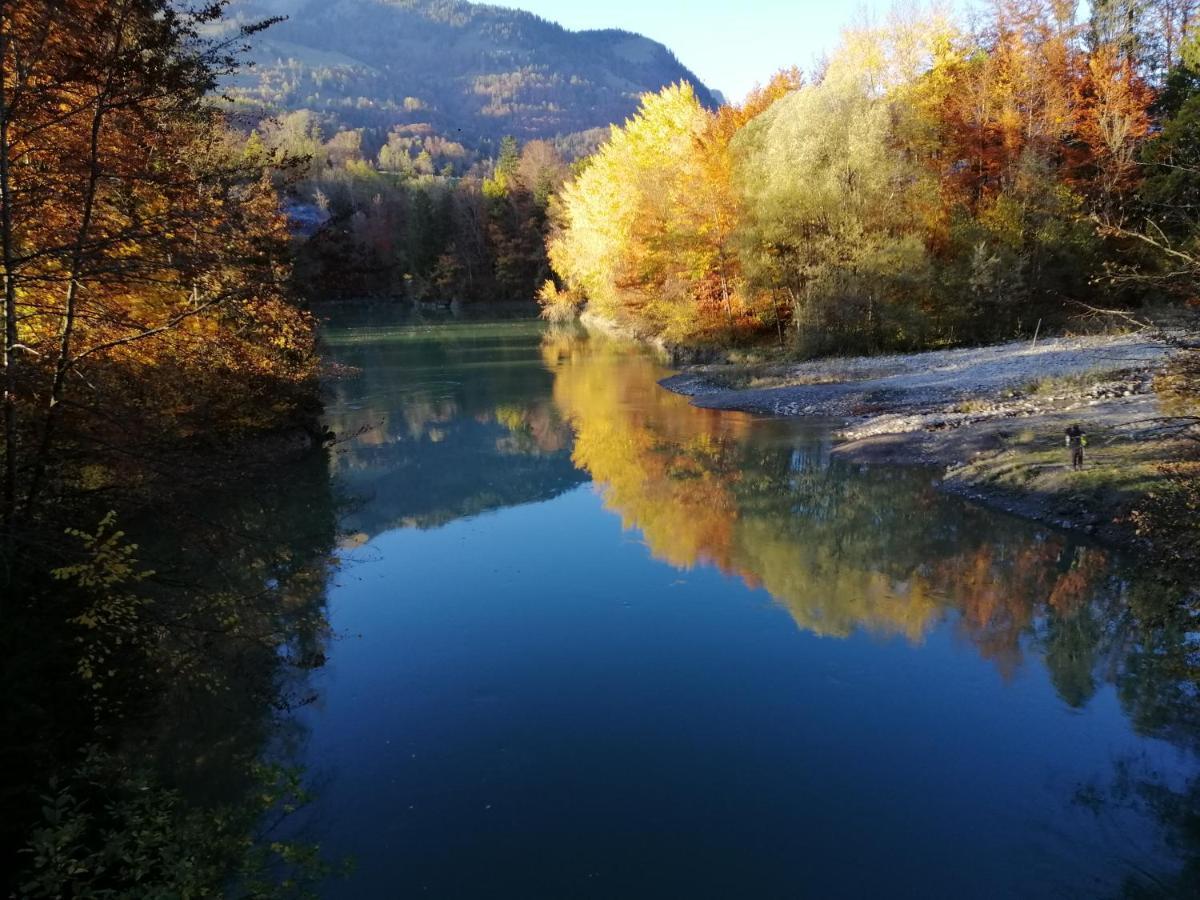 Petite Maison Sur La Colline Du Gibloux: 1Chambre,1 Salon Et Salle De Bain Prives Au Rez De Chausse, Piscine Exterieur Et Bbq , Le Châtelard-Montreux Εξωτερικό φωτογραφία